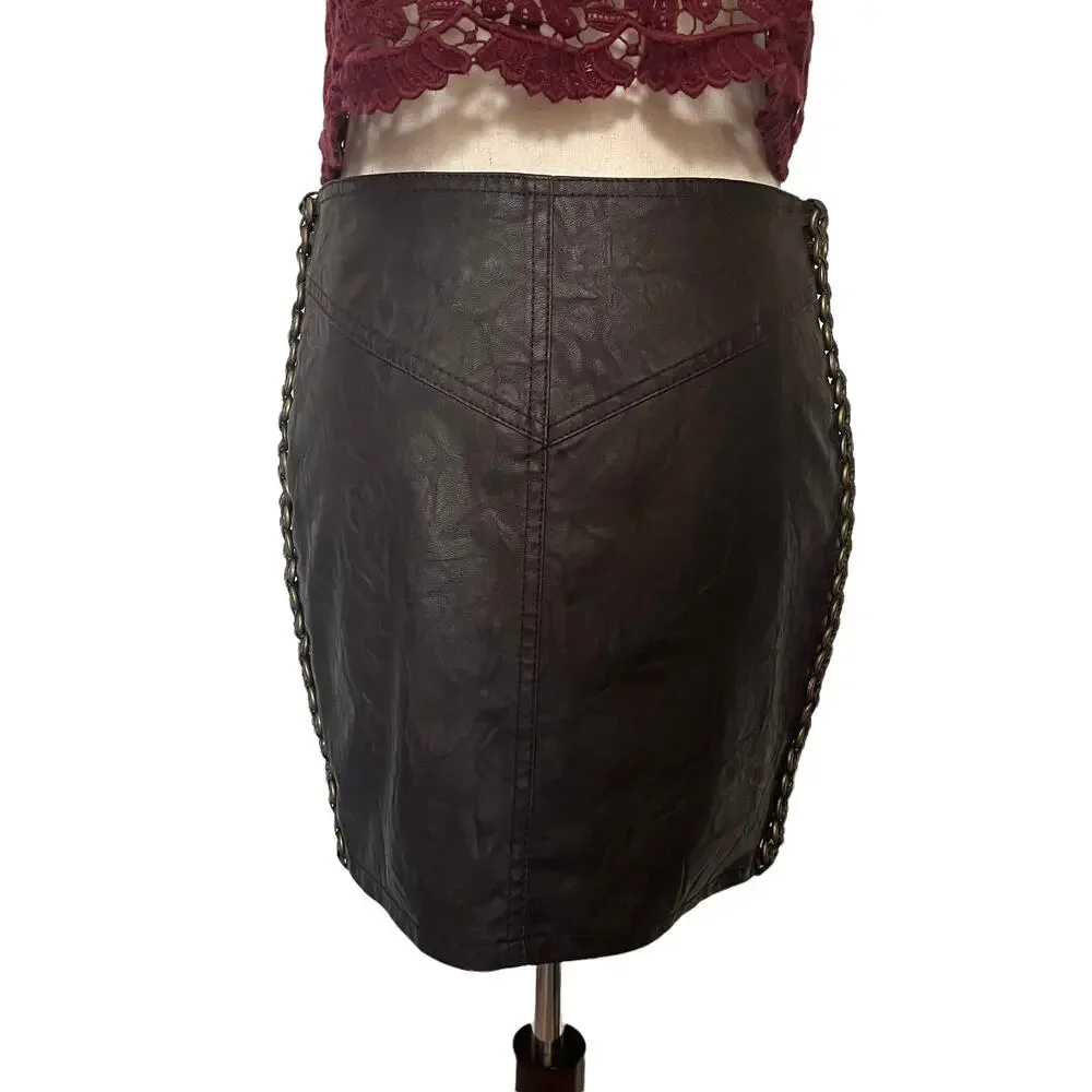 Y2K Andrew Charles Faux Leather Mini Skirt 26 Grunge Punk Brass Chain Festival